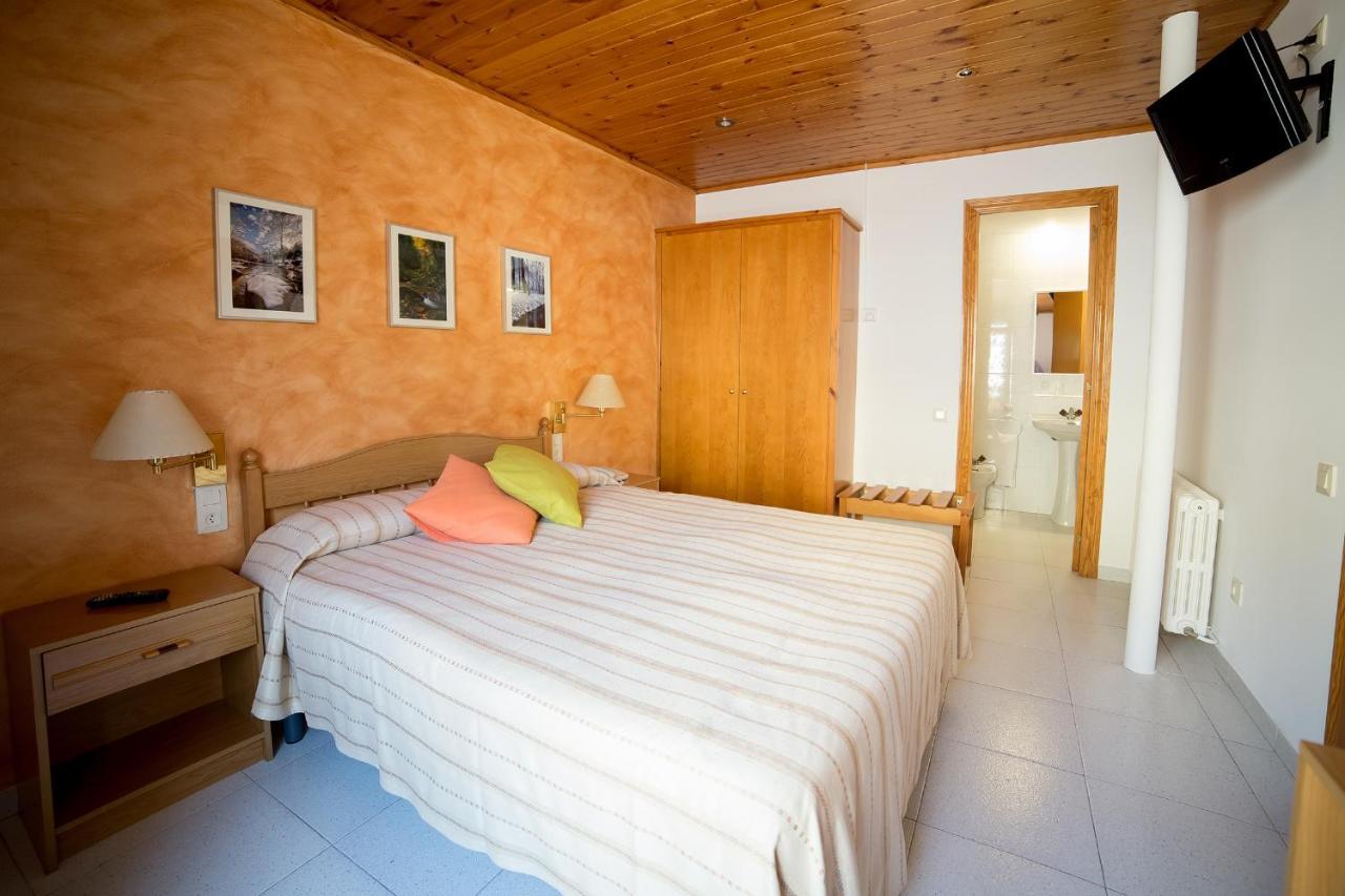 Ca L'amagat Hotel *